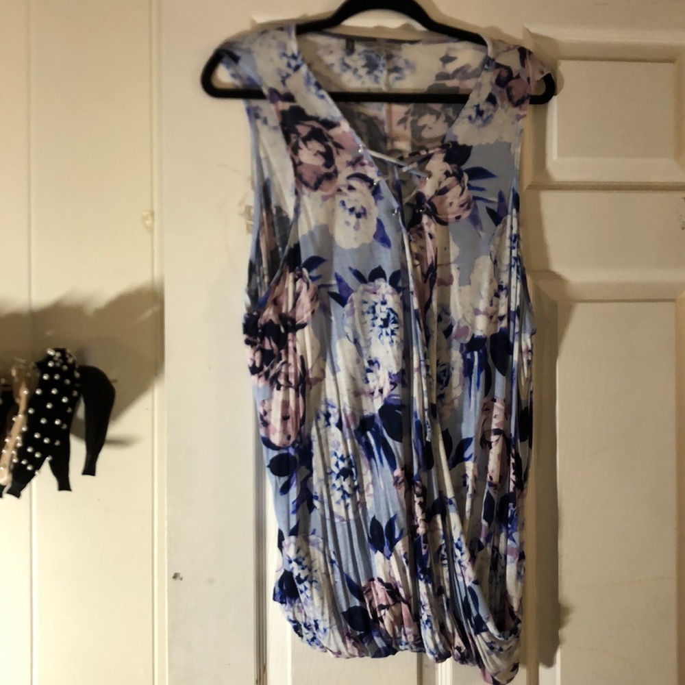 Floral wrap top
